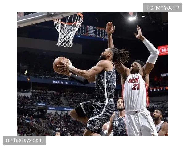 德里赫特关键表现助球队逆转取胜,成为比赛胜负手 德里赫特关键表现助球队逆转取胜,成为比赛胜负手