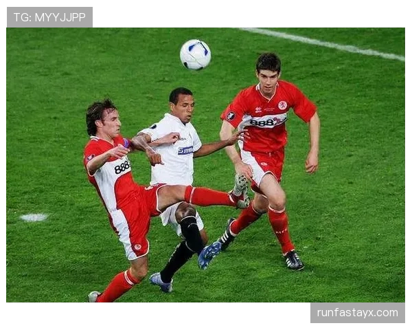 布莱克本边路突破成战术新亮点，进攻端焕发活力