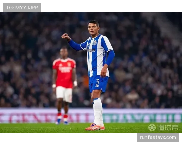 德甲新星外援首秀表现卓越，助力球队战胜对手迎来胜利